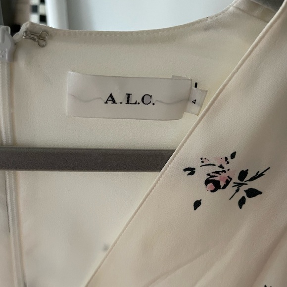 ALC Sana Flounce Hem Dress 100% Silk Floral - Picture 10 of 12